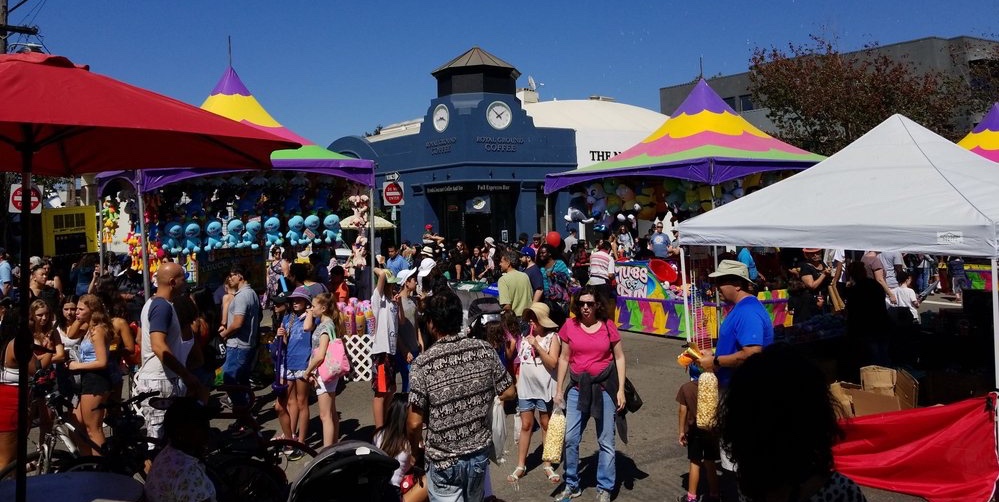 Colorful view of Solano stroll on the street